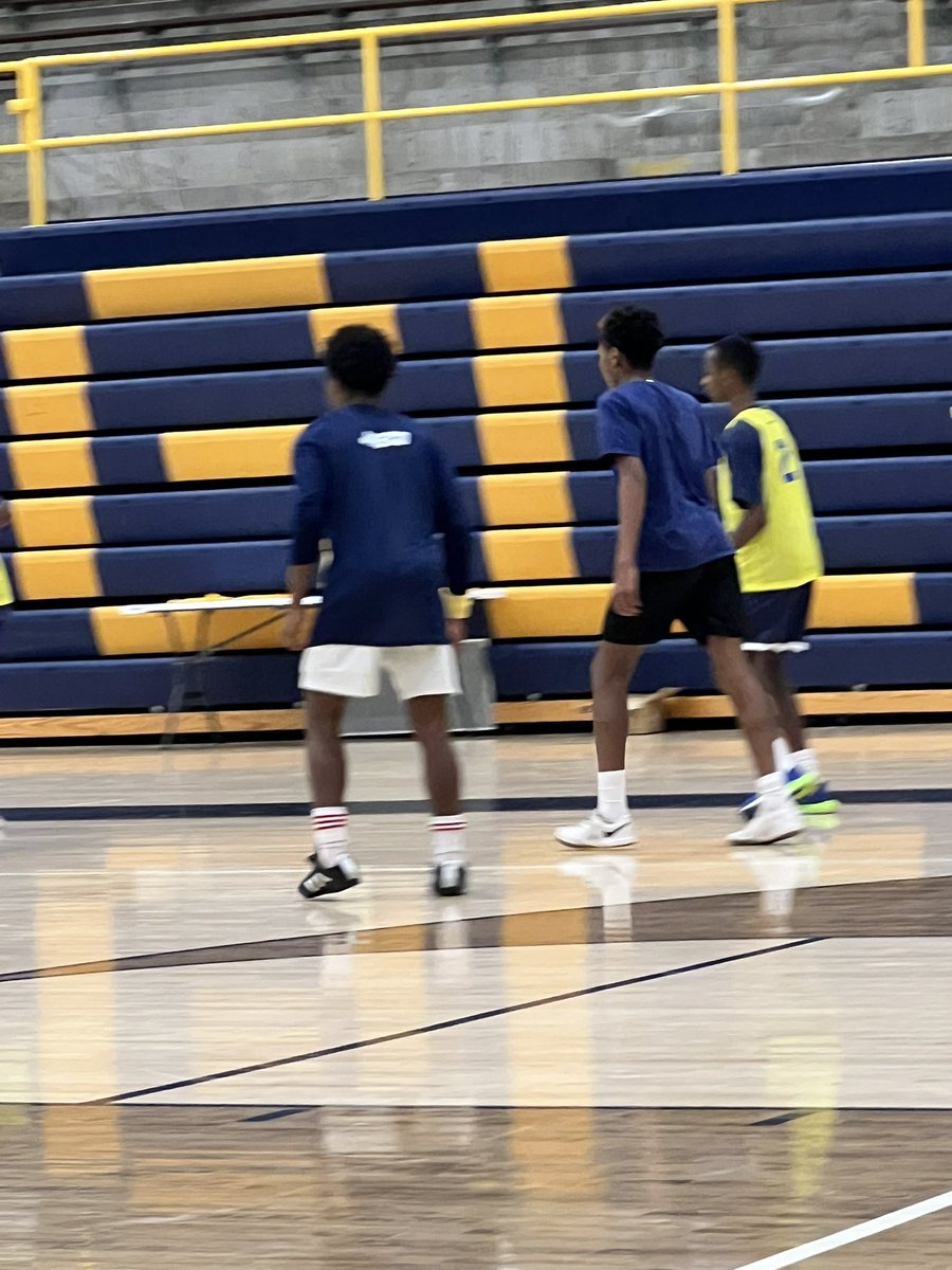 Jonathan tweet media