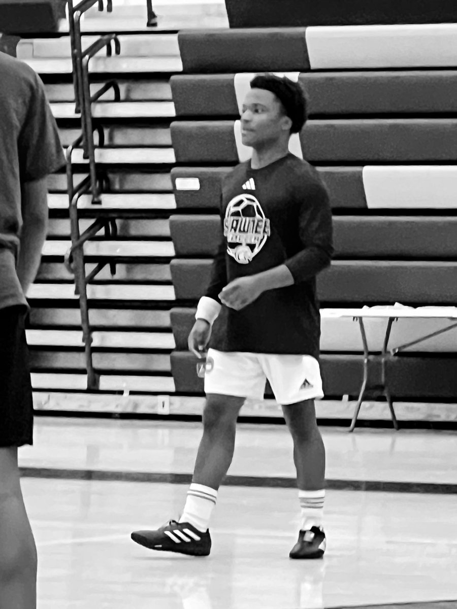 Jonathan tweet media