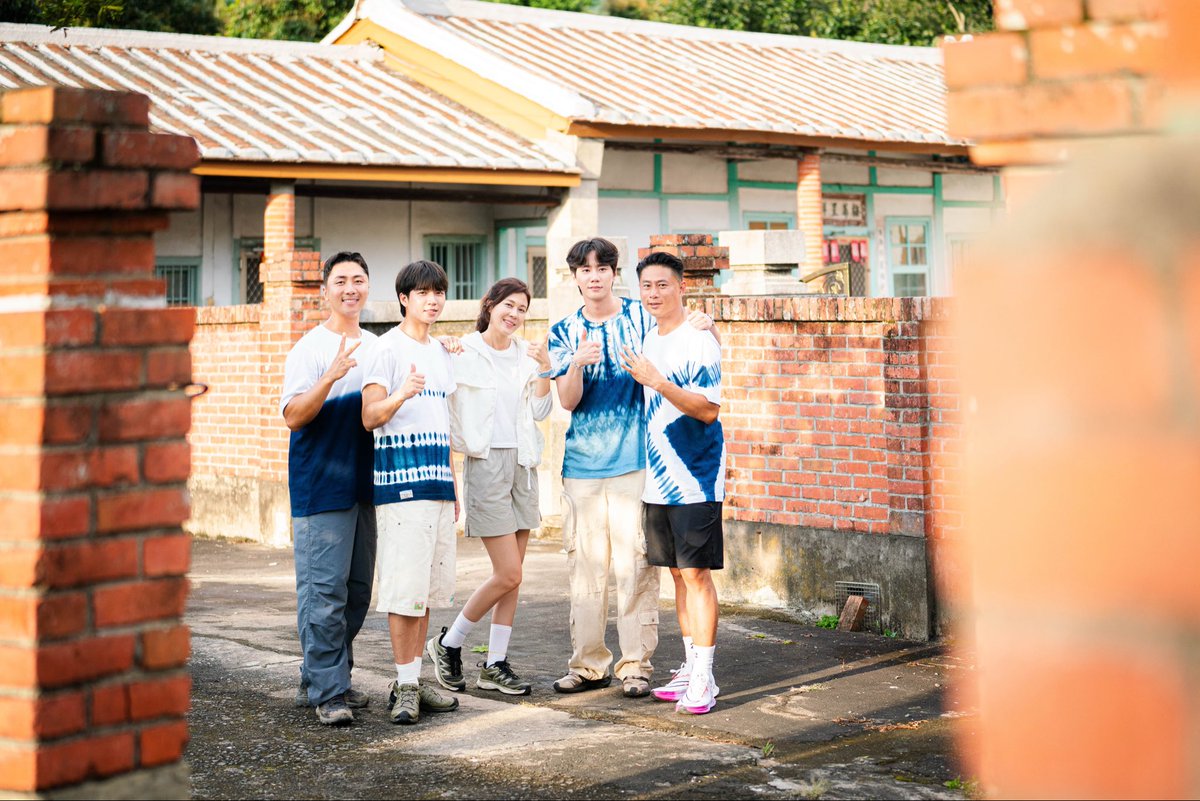 [📺] #김하늘 #남우현 #이준영
⠀
<좁은 산길, 비밀 여행> 스틸 공개📸
⠀
힐링 예능 <좁은 산길, 비밀 여행>으로 뭉친 세 사람의 여정이 시작됩니다!
⠀
오늘 밤 Hakka TV
오후 8시(NST) 방송🙌🏻
⠀
<사진 출처 : 하카 방송국>
⠀
#KIMHANEUL #NAMWOOHYUN #LEEJUNYOUNG
#HakkaTV #좁은산길_비밀여행