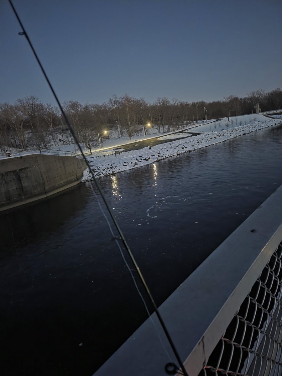 zachoryHatton's tweet photo. Out here grinding these #saugeye with #daveslazybaits #winterfishing #fishon https://t.co/0acWIqOgrJ