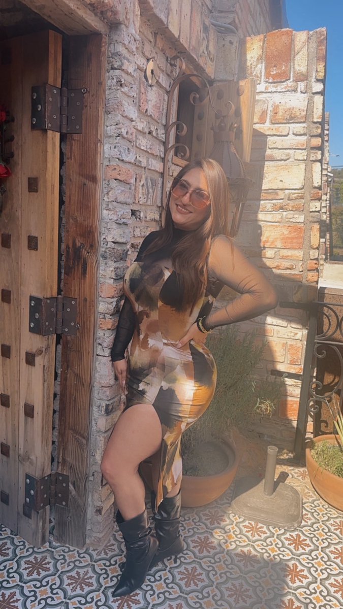 mara esquivel tweet media