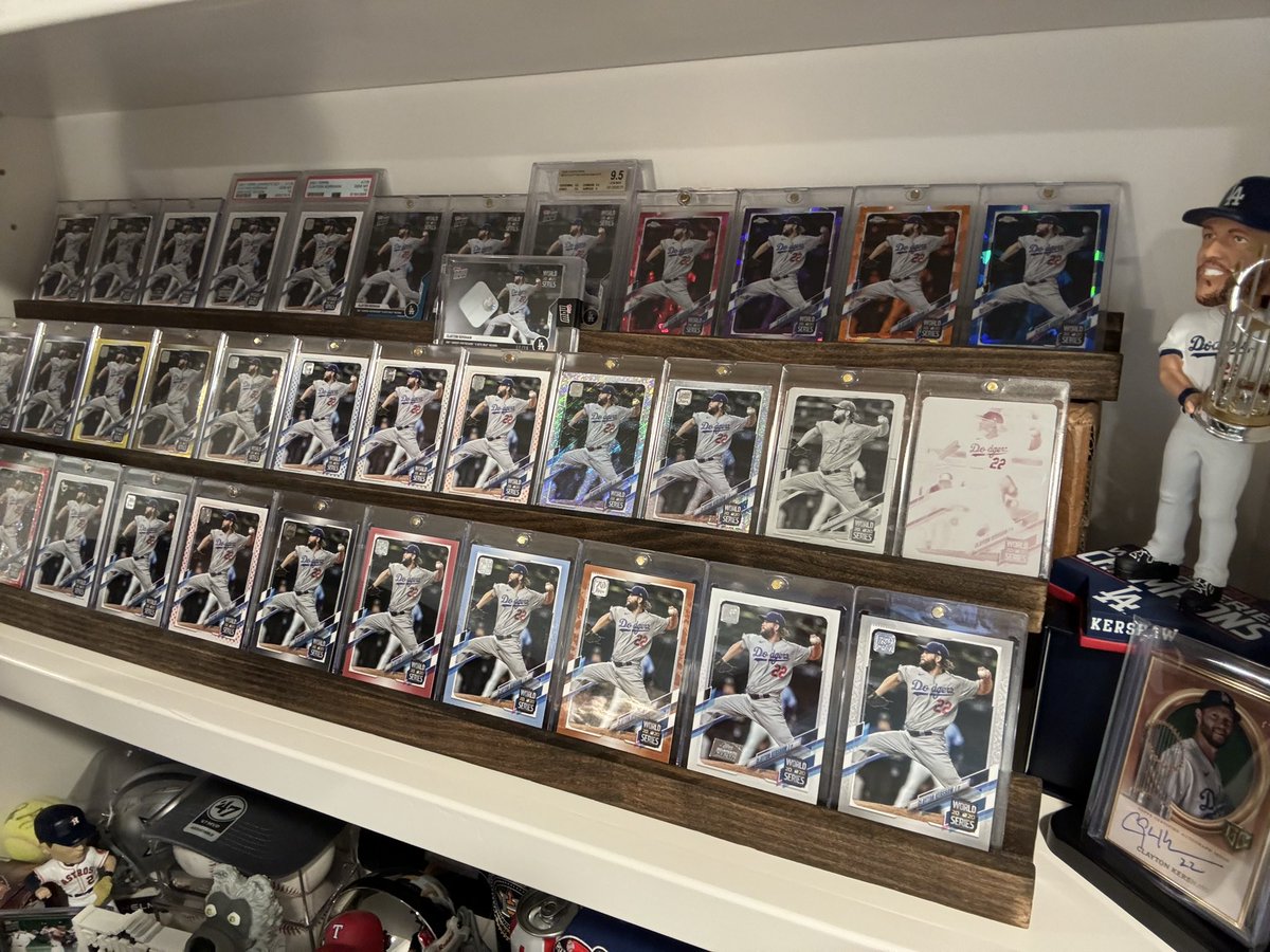 LADinHOU's tweet photo. @RetroCardSnaps I’m a big fan of Opening Day Kersh inserts, have all the OD SPs and the 2020 World Series Highlights Rainbow full run! https://t.co/T125utKKiL