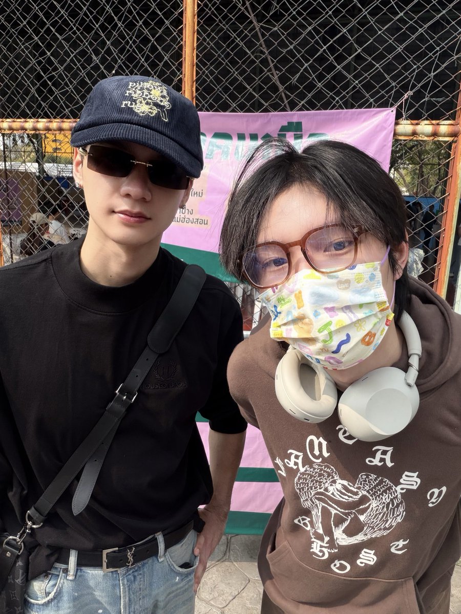 nampingnapat's tweet image. อย่าลืมออกมาใช้สิทธิ์เลือกตั้งและออกเสียงประชามตินะครับ มาเขียนประวัติศาสตร์ใหม่ของไทยกันครับ now it's our turn!

#เลือกตั้ง69 #ประชามติ69