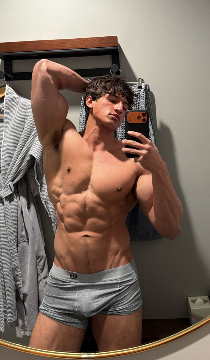 hunter davis tweet media