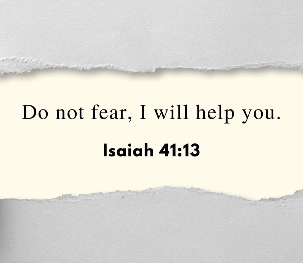 Holy__Bible1's tweet photo. Isaiah 41:13 https://t.co/fglRVBcQSc