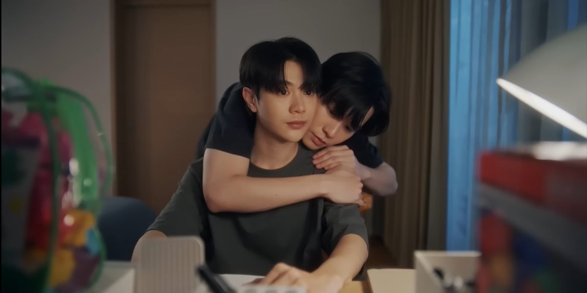 Windy_2601's tweet photo. ชอบฉากนี้มากๆ แบบความเข้าใจไม่ต้องพูดออกมา 🥺

GOOD BYE TONFAHTYPHOON
#BesideTheSkyFinalEP https://t.co/J8asZgoYwu