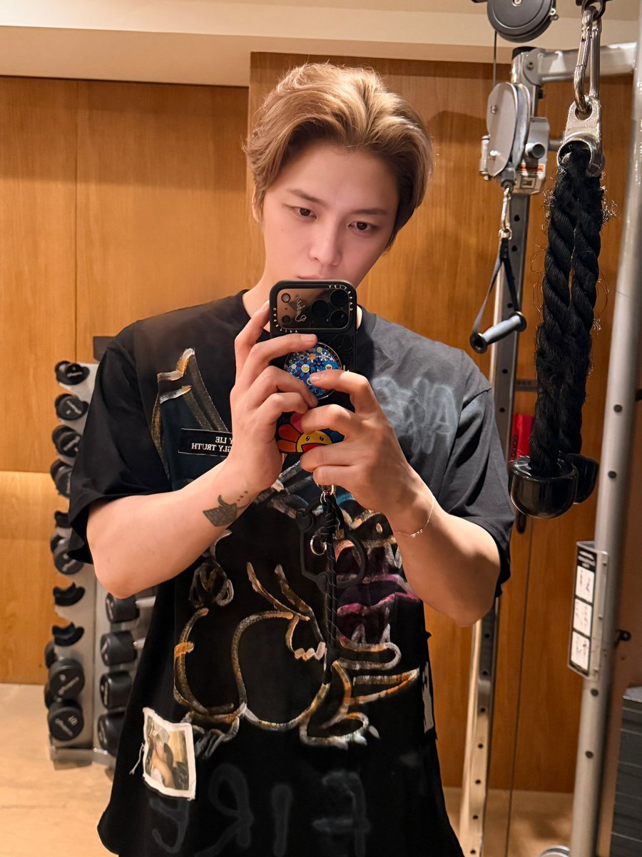 <a href="/bornfreeonekiss/">kimjaejoong</a> 
ジェジュン、こんにちは👋😃
昨日も素敵な姿を見せてくれてドキドキしたよ😍
今日は台北でのJパだね。台湾のBabiesと楽しんでね。私もお邪魔させてもらうよ。いつもありがとう😃ずっとずーっと愛してるよ💚💜
#J_PARTY #GALAXY_1986 #Taipei