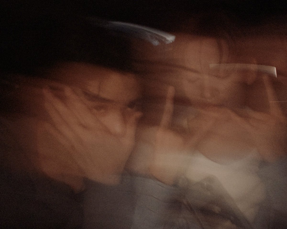 HORI7ON_twt's tweet image. [🐲] happy 23 my same height bestie (yes we are the same height, reyster's just a fingernail taller lol)

#HORI7ON #호라이즌 #VINCI #빈치