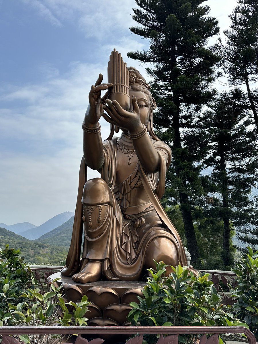 𝚠𝚒𝚖𝚊𝚕 tweet media