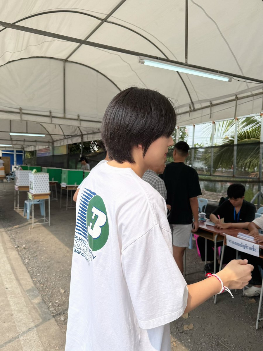 อย่าลืมออกมาเลือกตั้งและใช้สิทธิ์ออกเสียงประชามติกันนะครับ ได้ถึง 17.00 น. ‼️
#เลือกตั้ง69
#ประชามติ69