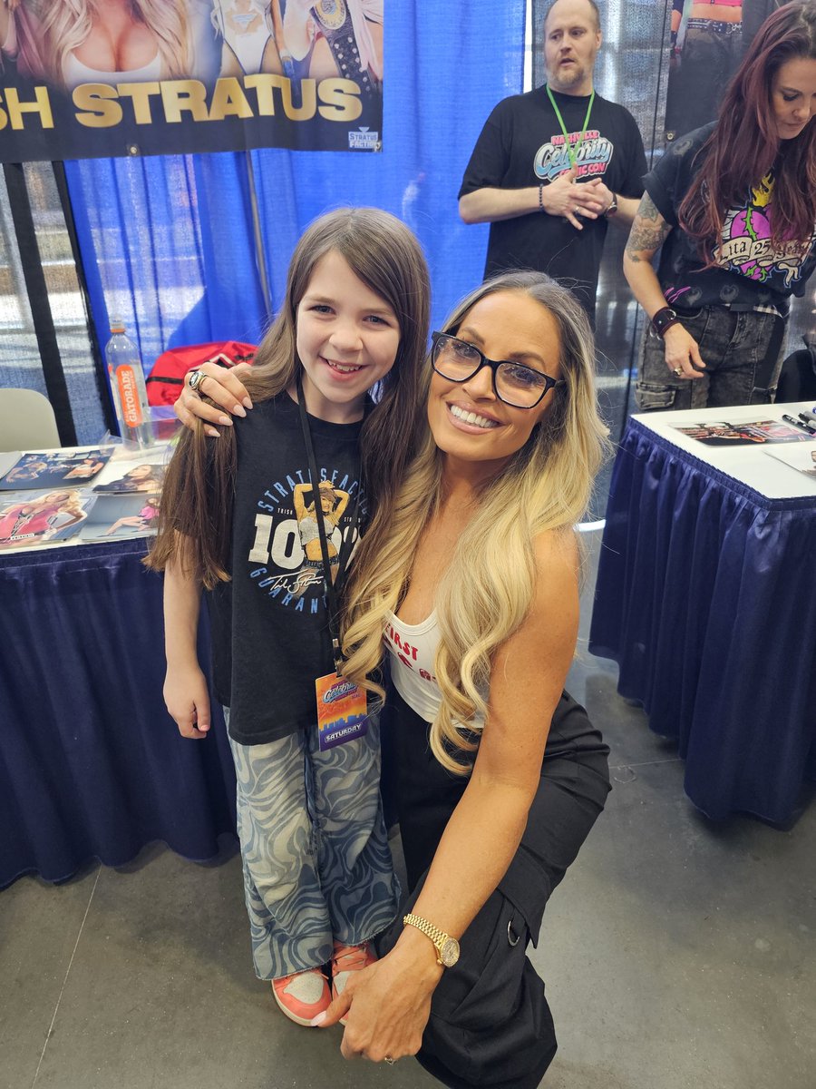 Trishfan15's tweet photo. I love my @trishstratuscom !! Thank you as always!! You're the best!! ❤ https://t.co/phv6sJzPNZ