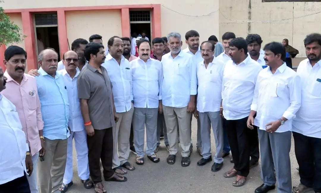 Dr. Chevireddy Bhaskar Reddy tweet media