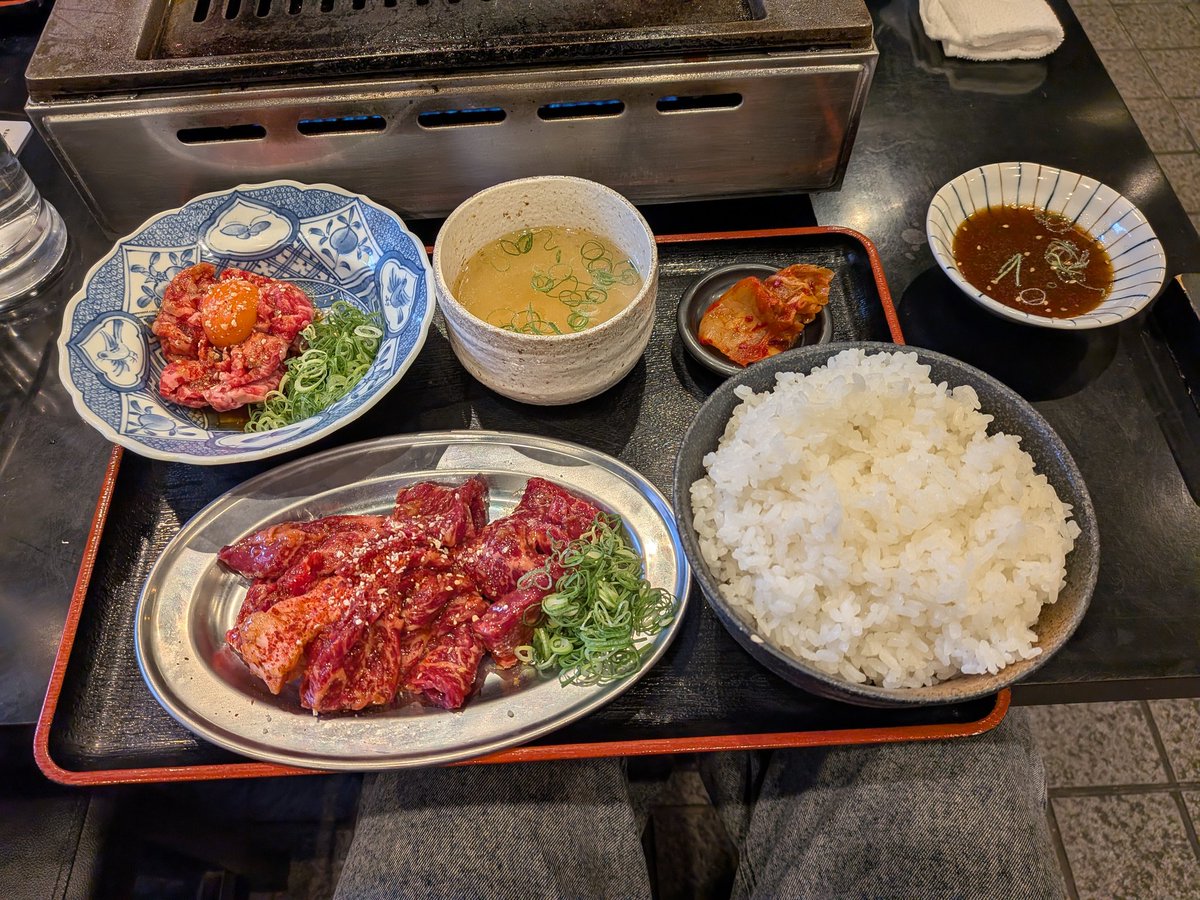 バ先がランチ始めたから即乗り込んだ