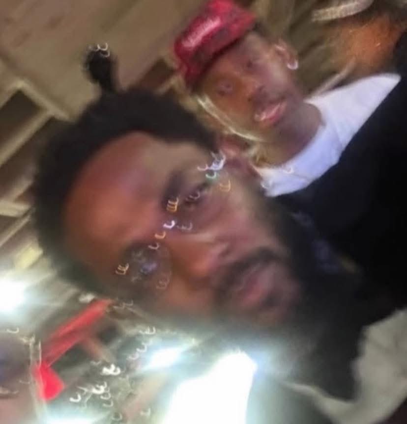 “Send that pic of us we took”
The pic: