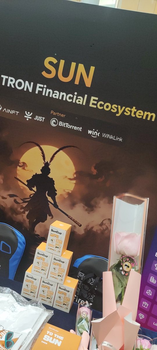 zym7776's tweet photo. Just got my Valentine's Rose at the TRON ECO Love Station! 🌹
Checking in at #GWDC2026 HK. 🇭🇰

📍 TRON ECO Booth
📅 Feb 08–09

Fingers crossed for the 100 USDT Gift! 🎁🤞

@OfficialSUNio @DeFi_JUST @OfficialAINFT @BitTorrent @WinkLink_Oracle @justinsuntron
#TRONECOofLove https://t.co/nrTTqc3hsU