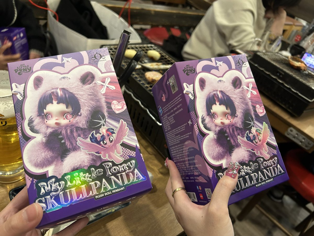 skull_danma's tweet photo. 2つ買ってフラッターシャイとトワイライトスパークルでした💖
大優勝🦋
アップルジャックとレインボーダッシュはあまり好きじゃないから勘弁してええって祈ってた笑
この2頭のファンの人達ごめんね

プリンセスセレスティアでないかなああ https://t.co/VxbjhnThTS