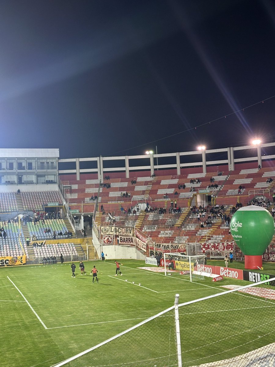 A lo que vinimos 🏟️ 
El primero del año siguiéndote <a href="/Universitario/">Universitario</a>