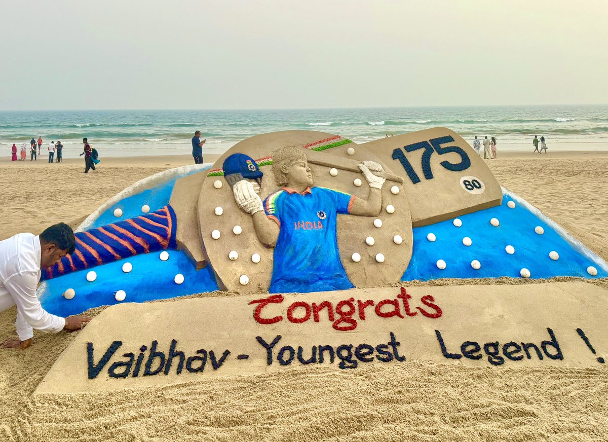 Congrats Vaibhav – Youngest Legend!   
Celebrating India U-19’s epic victory with my sand art at Puri Beach, Odisha 🇮🇳
#VaibhavSuryavanshi smashed 175 off 80 balls 
#Vaibhav175 #U19WorldCup #IndiaCricket <a href="/BCCI/">BCCI</a>