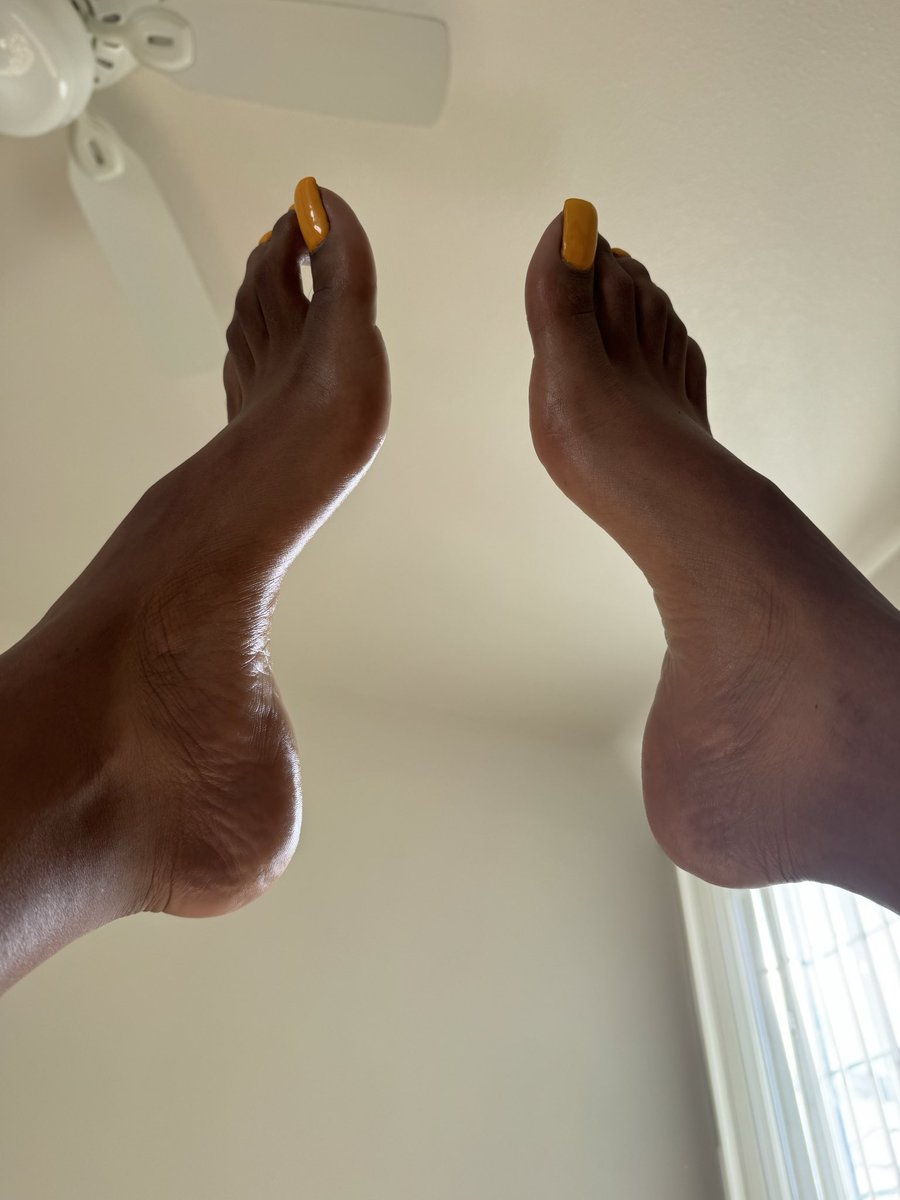 ᴋᴜᴛᴛʜʀᴏᴀᴛʙᴀʀʙɪᴇᴅᴀɪ tweet media