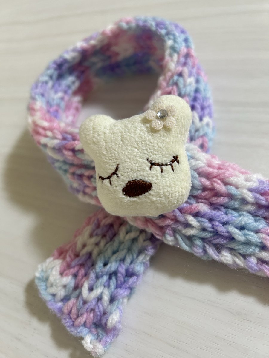 1702R's tweet photo. チョコに🧣マフラーを作ってみましたー。

編み物なんて20？年ぶり https://t.co/yfItZt4VEM