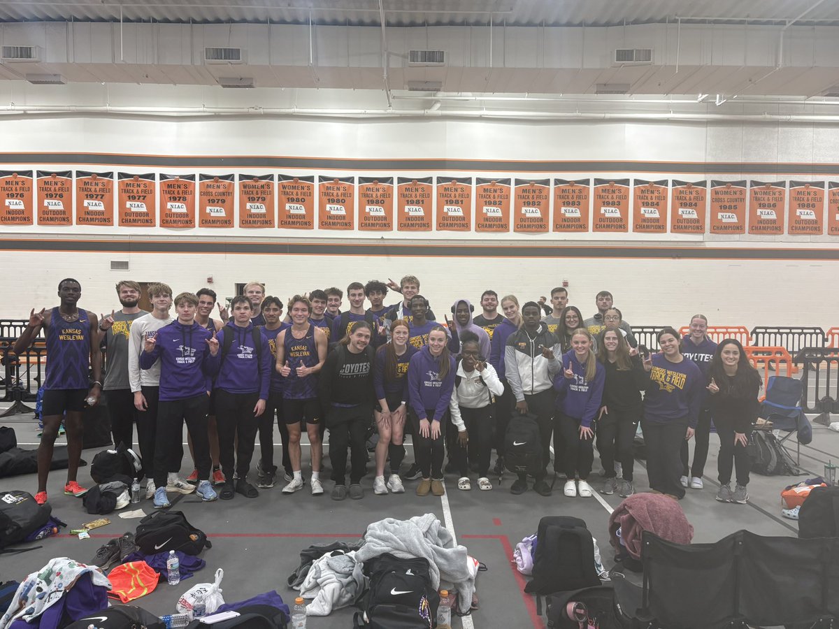 KWU_XC_Track's tweet photo. Big last tune up for the Coyotes as they gear up for the conference championships next week! 

1️⃣7️⃣ pr’s from the Yotes led by Wyatt Johnson punching his ticket to Nationals in the 1k

Markyla Shaw lept her way to 3️⃣rd in school history in the long jump https://t.co/fOPZ1iZVPP