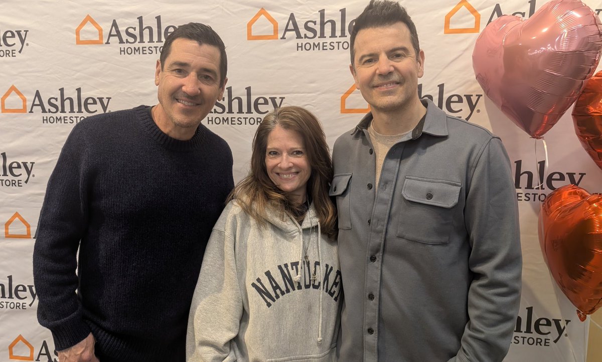 JustcallmeBunny🐇 tweet media