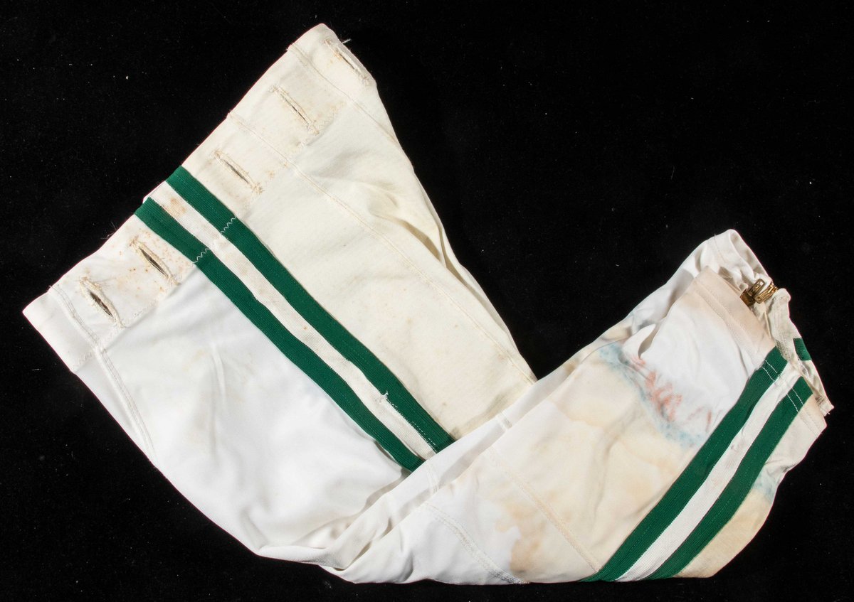 Hunt Auctions tweet media