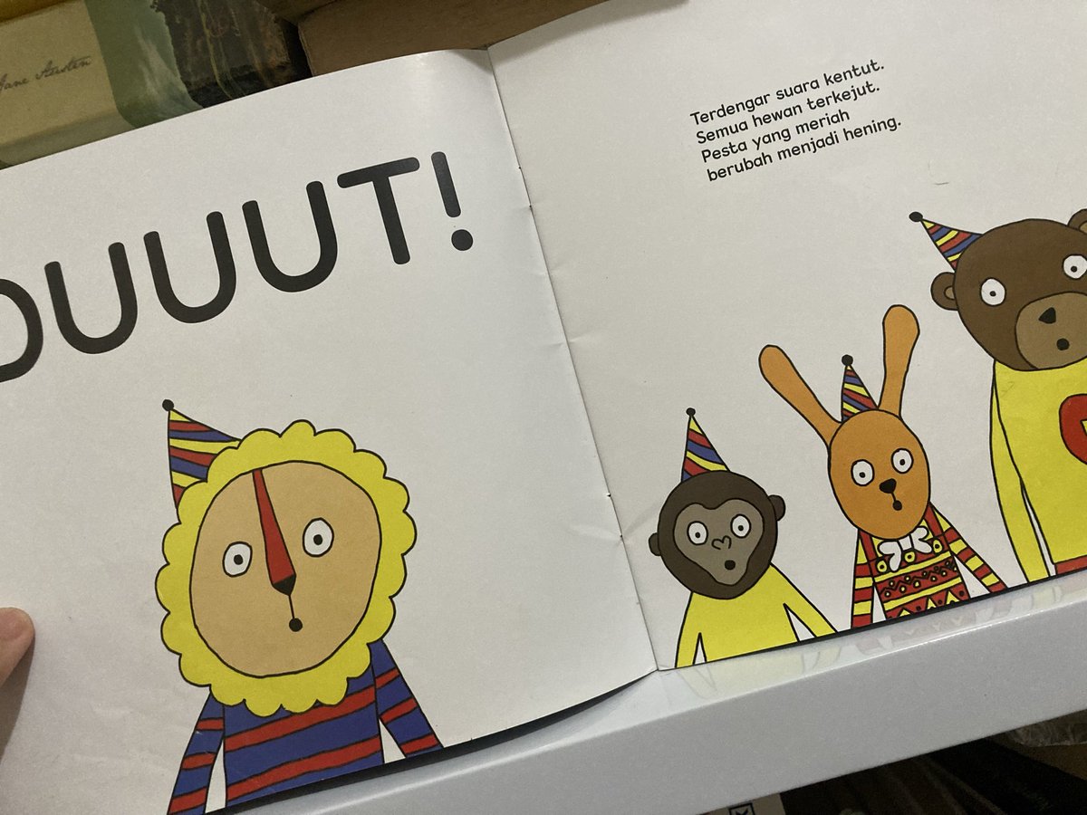 Kalau butuh buku lucu yang bakalan bikin anak anda tertawa terguling-guling, buku karya Noor H. Dee pantas dipertimbangkan. Cuma bahas kentut tapi bisa dicetak sampai berulang-ulang dan diterjemahkan penerbit luar. Buku ini agak mendobrak pakem bahwa nasihat moral itu harus