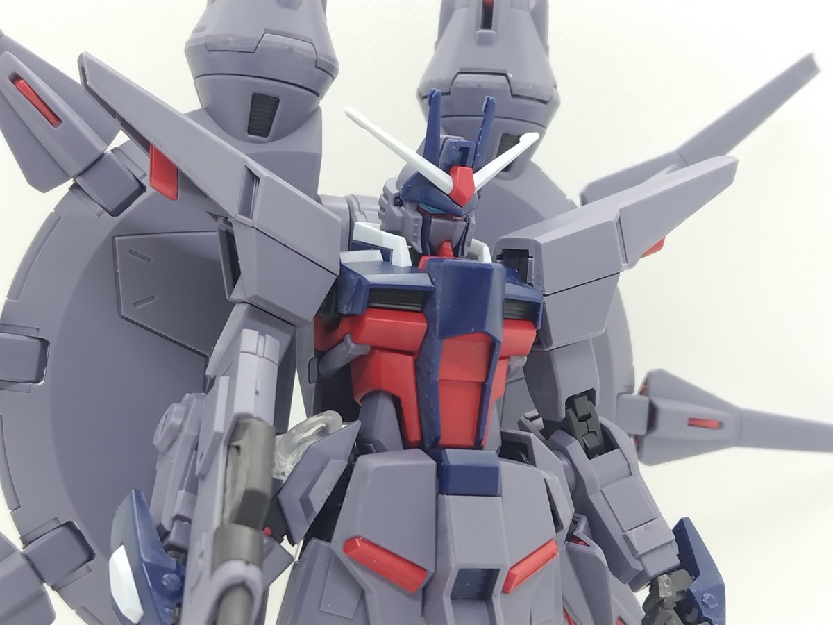 普段あんまりこういう事しないけど。
レジェンドガンダム仮組みしてみました。
……ガンプラだから塗装を考慮した仮組みしないといけないなと思ったけど意外とそこまでダボカットとか後ハメしなくても大丈夫な設計で感動してます。
……てかドラグーンプラットフォームでかくね？