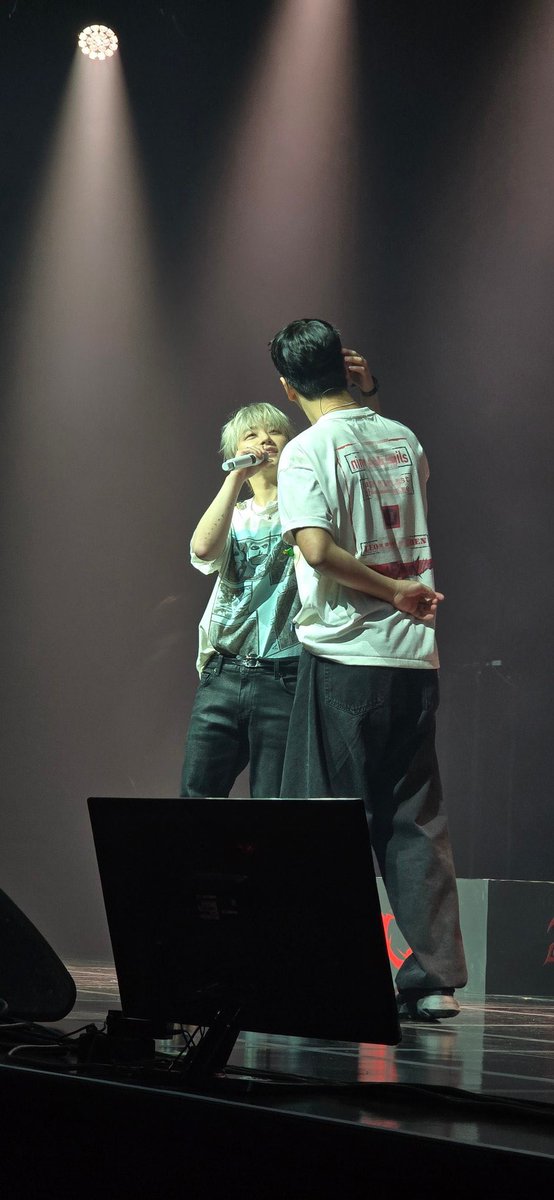 good morning junhwan <3