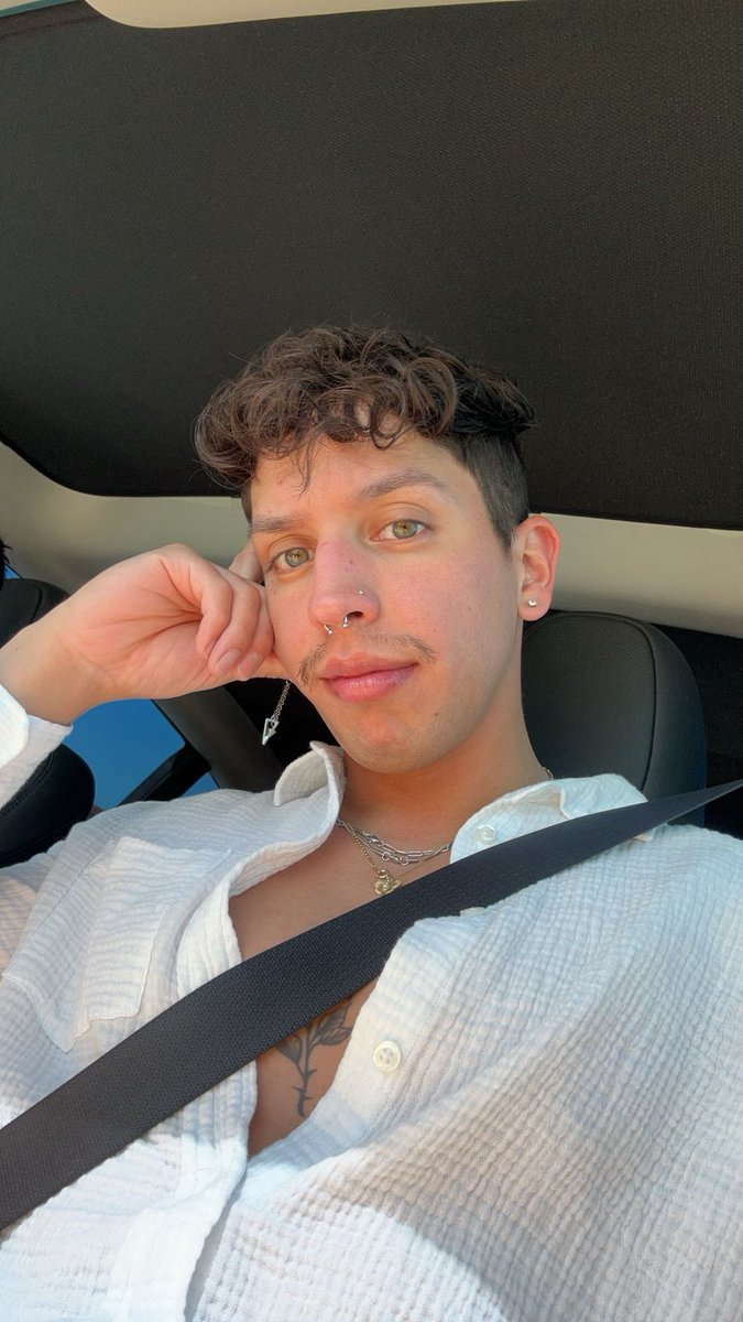 𝐴𝑑𝑟𝑖𝑒𝑛✩₊˚.⋆☾⋆⁺₊✧ tweet media