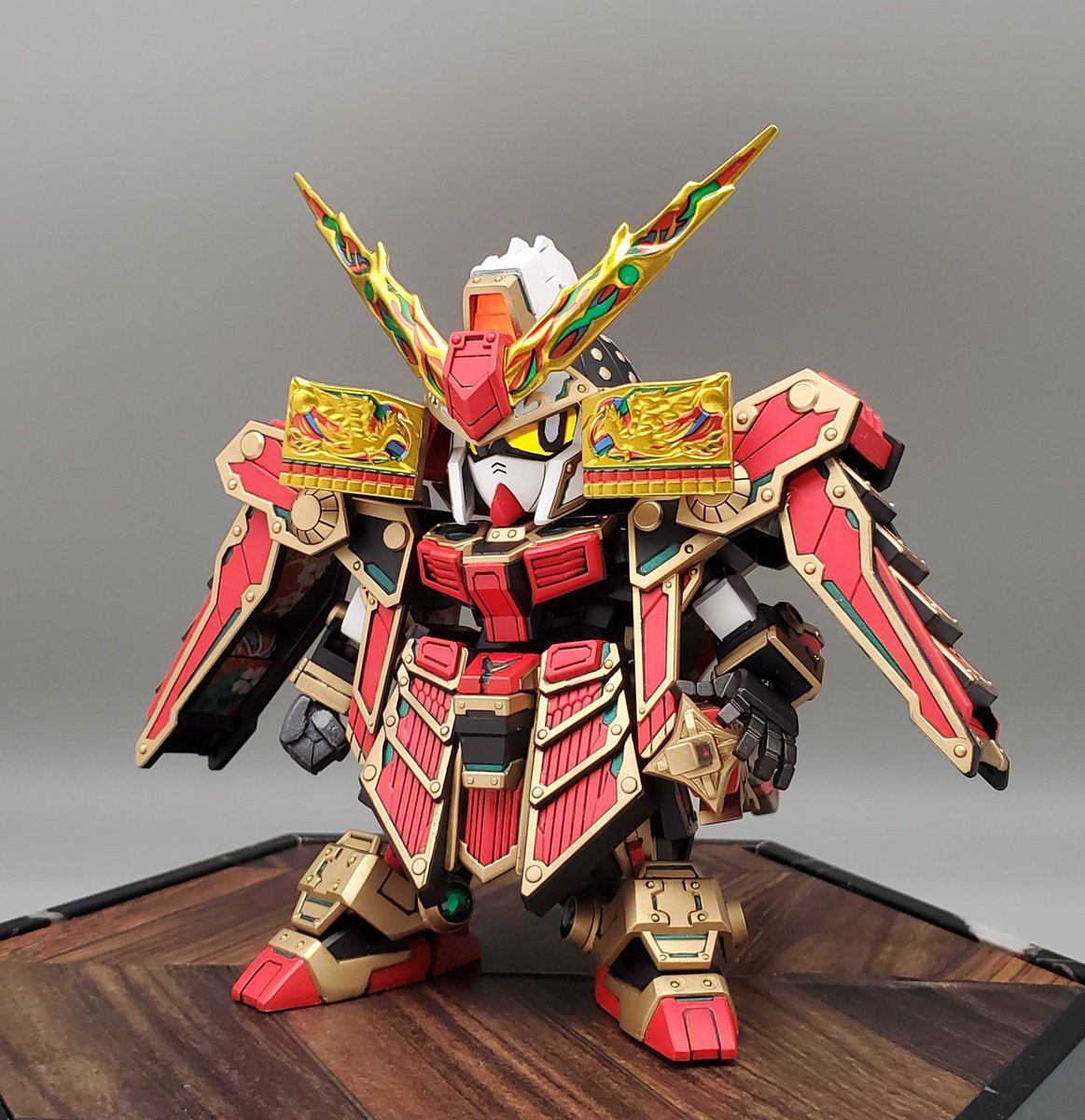 Yukke40091070's tweet image. 78代目武者頑駄無完成です✨️
ほとんど見えませんが、鎧の内側に和柄のマステを貼っています。主張しすぎず、チラリと覗くぐらいのオシャレで😄
#SDガンダムワールドヒーローズ