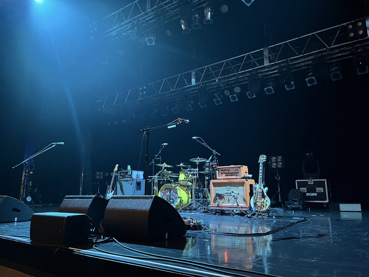 wanipan_panda's tweet photo. #LASTPAGE
#ヤバイTシャツ屋さん
#Humpback 
6日のZepp福岡でのライブ！本当に最高やった🙌専門学校主催で学生が企画、運営、制作を行う集大成のライブイベント。Hump Backのライブは初やったけどボーカルの林萌々子さんのMCで涙が😭最後、こやさんが学生を呼んだのも感動！学生さんありがとう✨ https://t.co/T2mbphHMnh