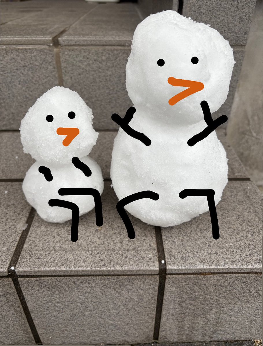 雪のおかげでバイト休みなって雪だるま作れた