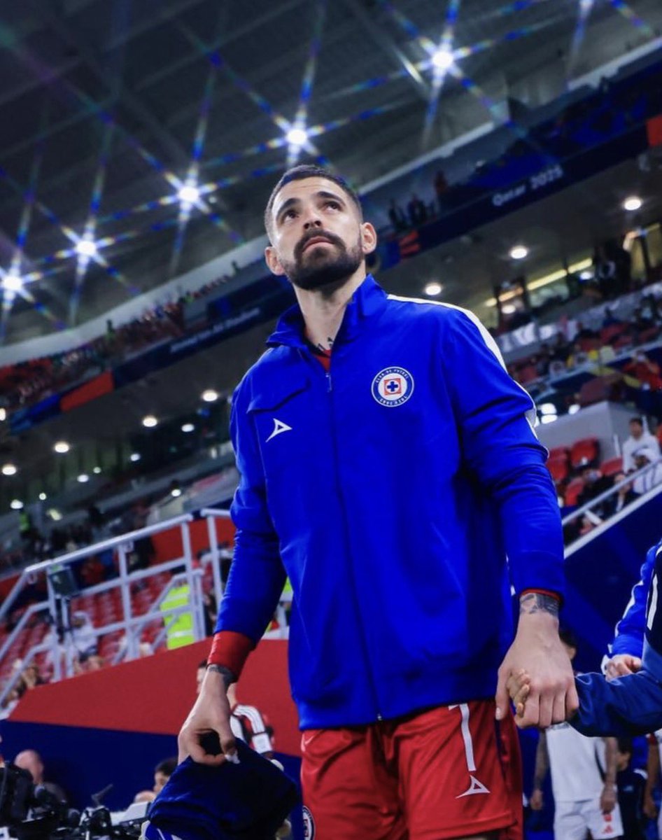 Otra jornada en la que Andrés Gudiño salva a Cruz Azul. No se equivoca y está haciendo atajadas muy importantes. Es momento de que el Vasco Aguirre levante el teléfono.