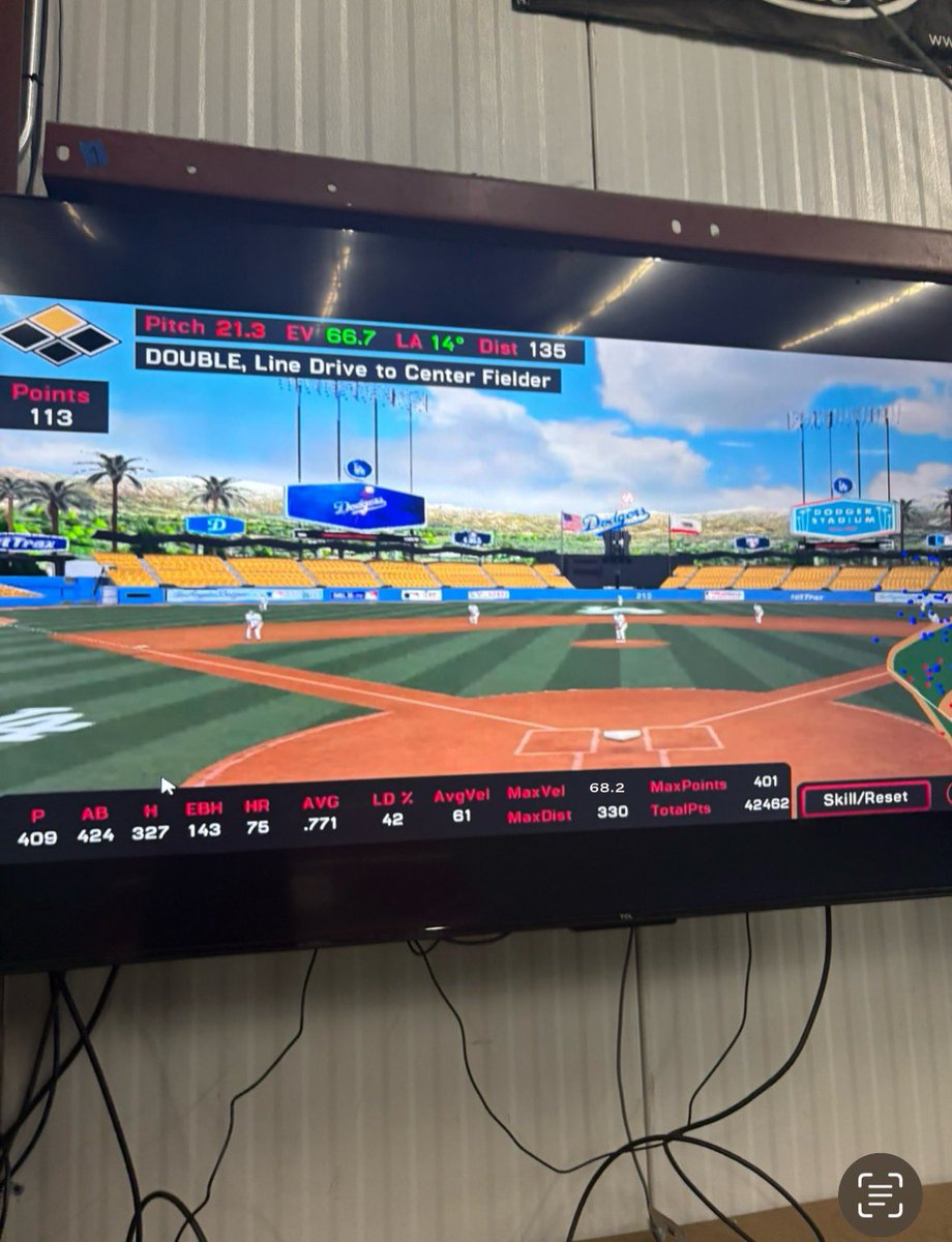 giannalipke2029's tweet photo. Went hitting this Saturday morning to work on my back hip rotation and generating more power in my legs. 

@D1Softball @LineDsoftball @SoftbalAmerica @BA16uOlson @BarracudaAces @BTDelaney @ExtraInningSB @PrepSoftball @UNCSoftball @HitTraxOfficial https://t.co/4tOMYlb3Z3