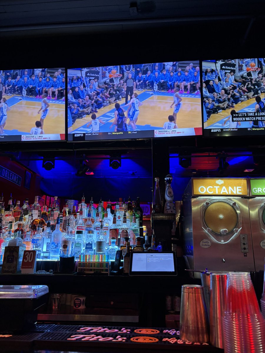 DK Neckmuscles tweet media