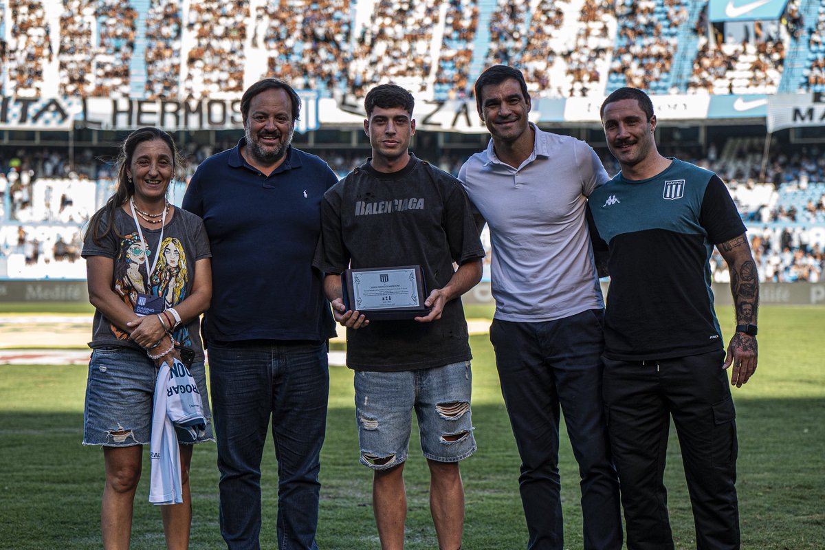 Racing Club tweet media