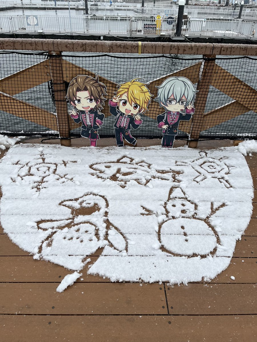 シーパラあちこち雪を使ってかわいくなってる！！