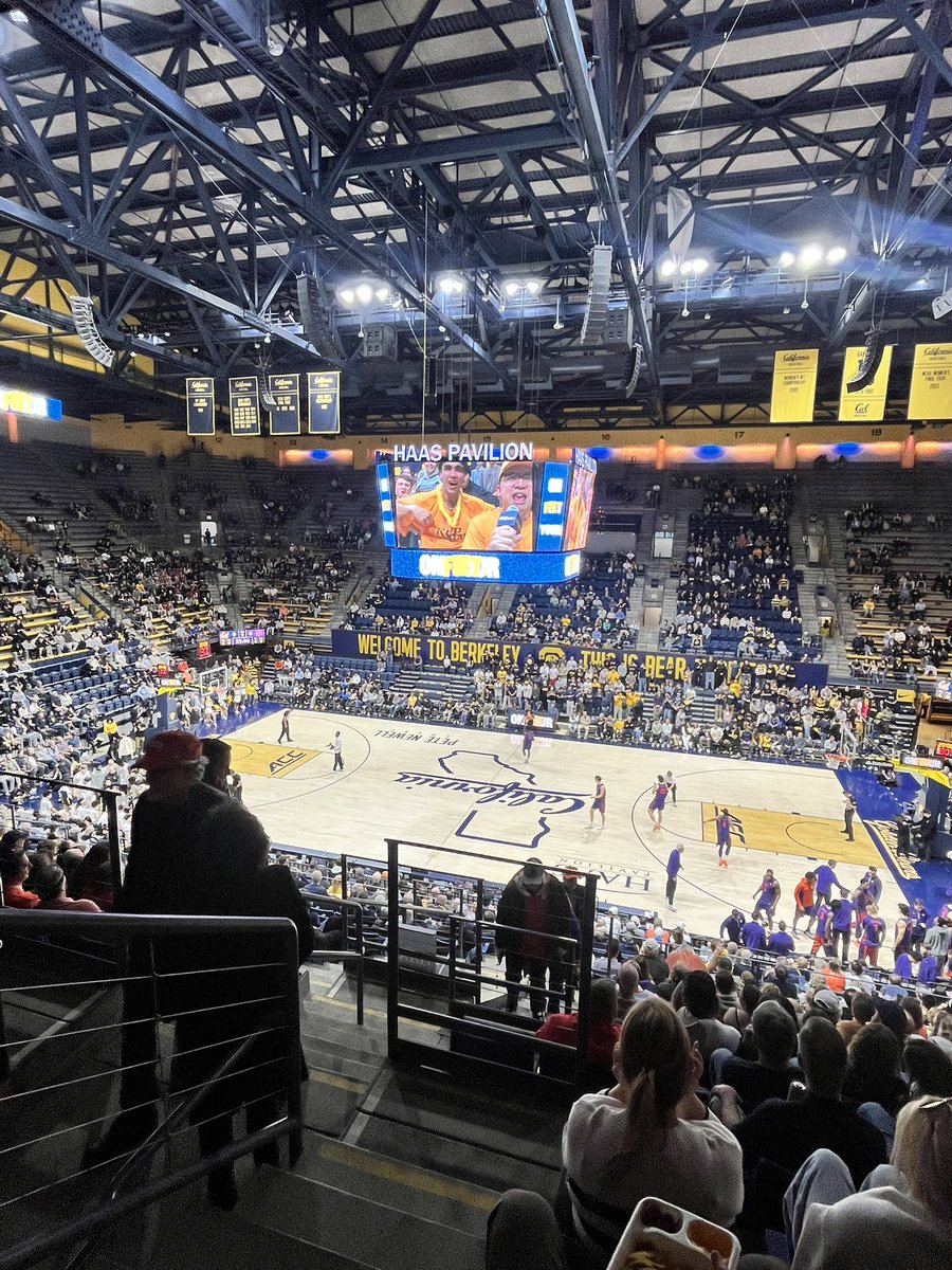 LFG Cal (who have Scottie Pippen’s son on the team apparently 🤷) 🏀