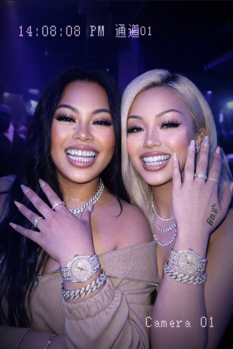 KaceylynnV's tweet photo. hey…
3 songs
FRIDAY THE 13TH 🥀
@KaceylynnV x @_ChellyJane_ #kally https://t.co/D5lRjIk07f