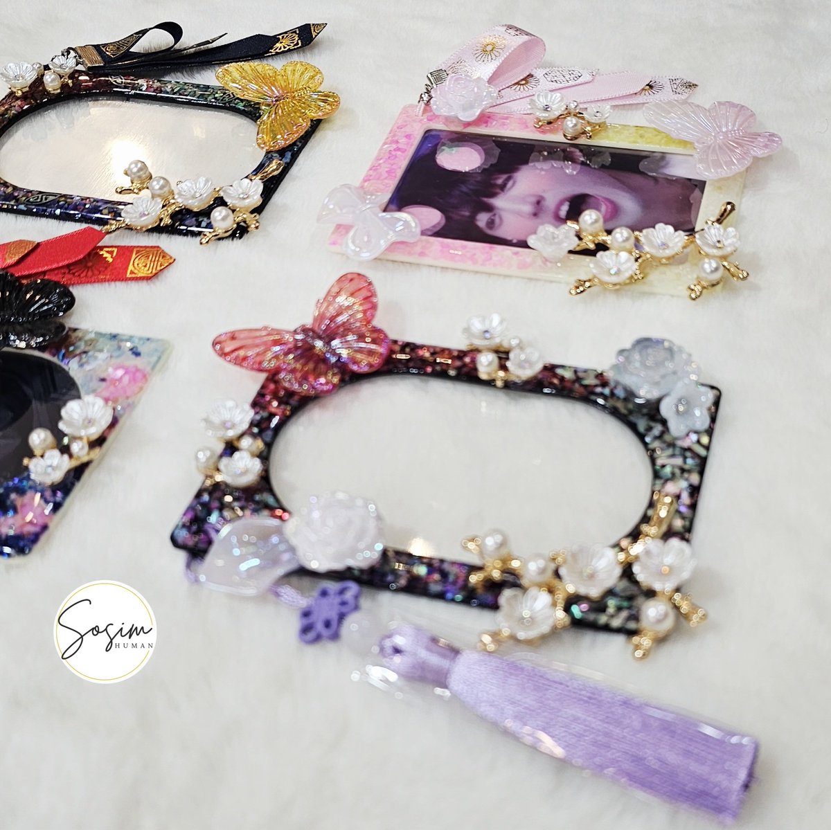 어제 계획에 없던 '뭐라도 굿즈클래스' 번개가 있었어요. 번개로 진행된거라 1개씩 만 만들었어요. 
샘들 만나서 너무 재밌고 즐겁고 준비해주신 간식도 너무 맛있었습니다. 감사합니다 😍🫶 자주 뵈어요. 💕💖💗