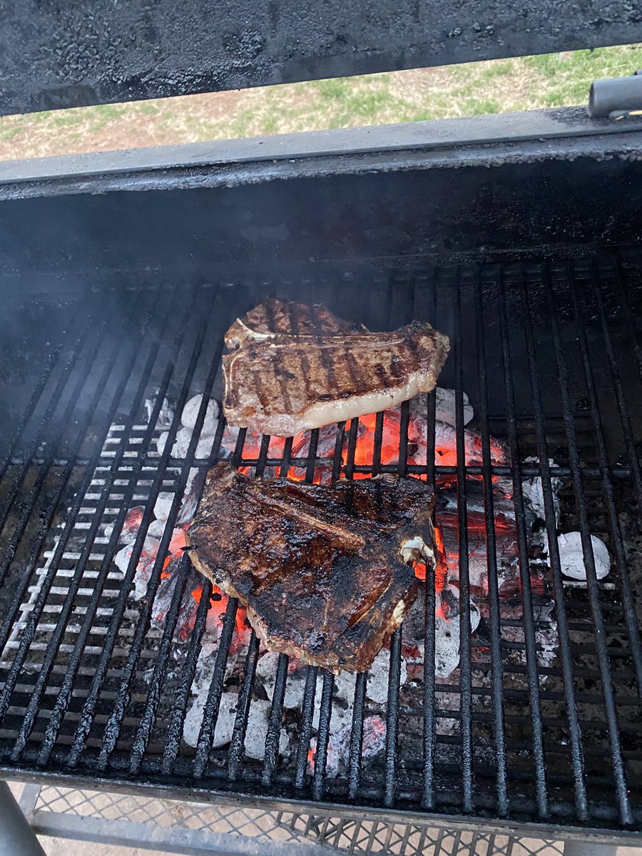 edcarter1128's tweet photo. Supper
#texascooking
#godblesstexas
@southgrace427 
@LakeBoss 
@fvckerysprinkle 
@JRM58506966 
@NatashaCL7 
@lippyent @its_The_Dr https://t.co/Hl0RoYn7rn