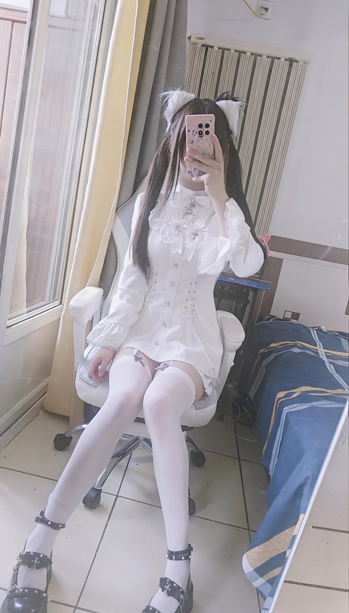 洛栖 tweet media