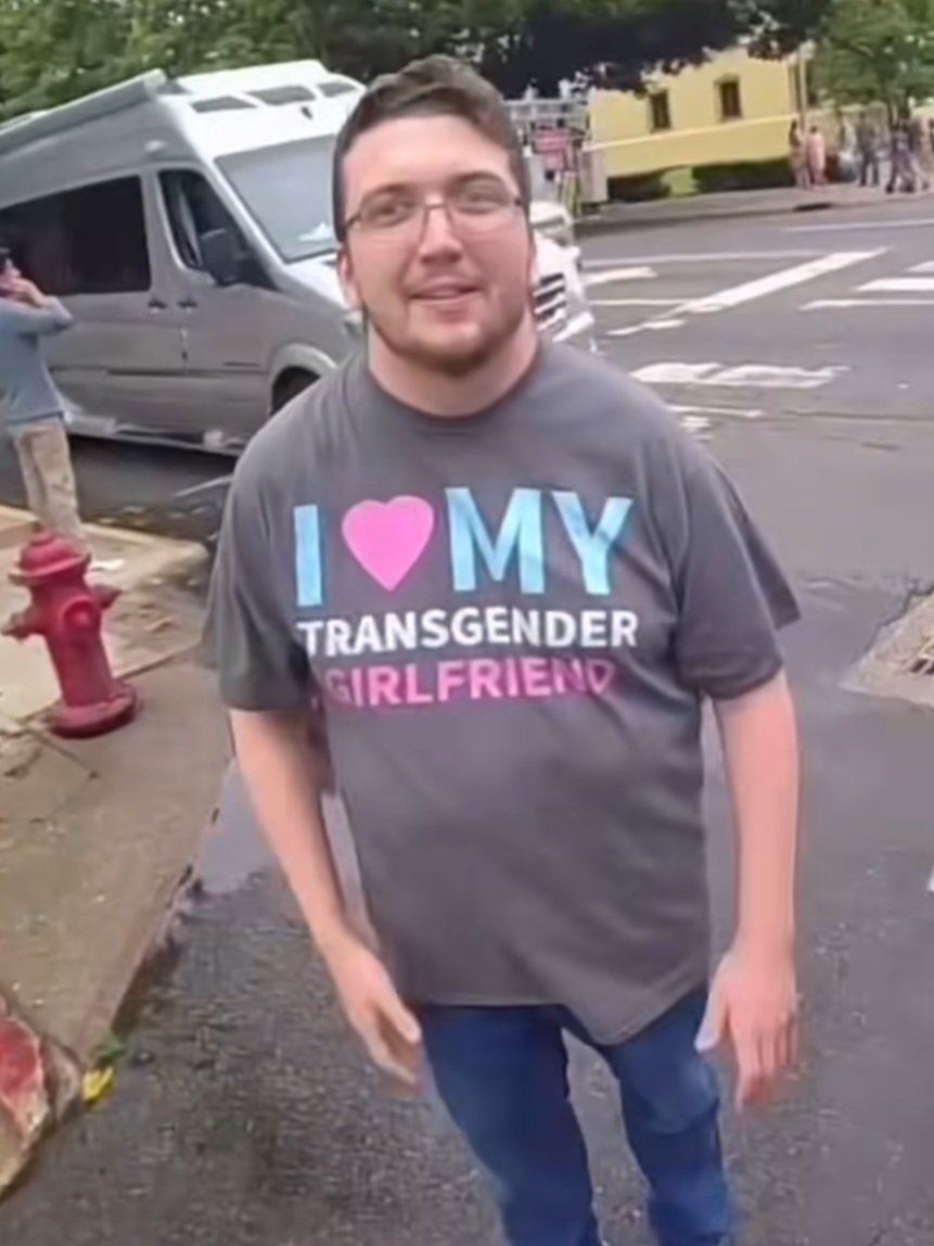 Howlingmutant Breaking News: I have obtained an exclusive picture of the man behind ...