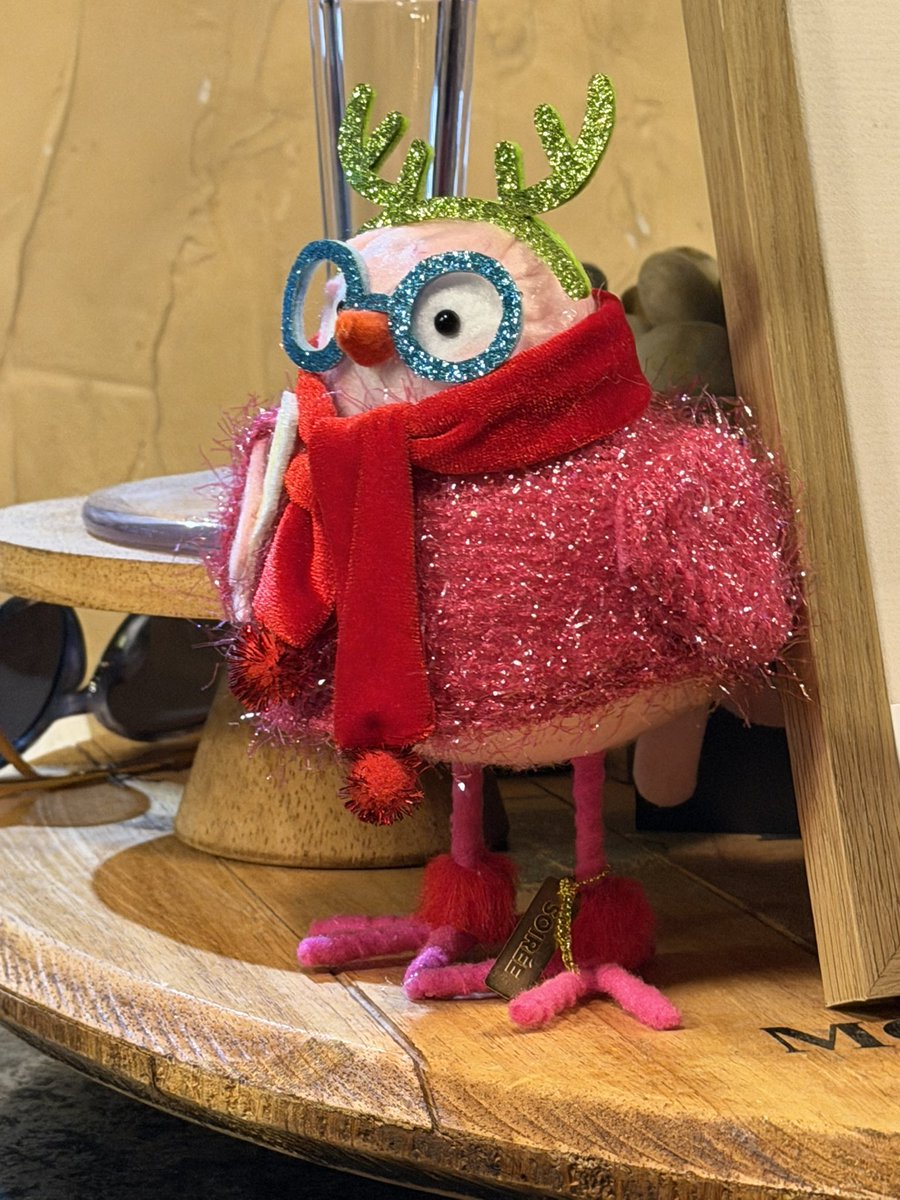 tracebrowning's tweet image. Look at this diva