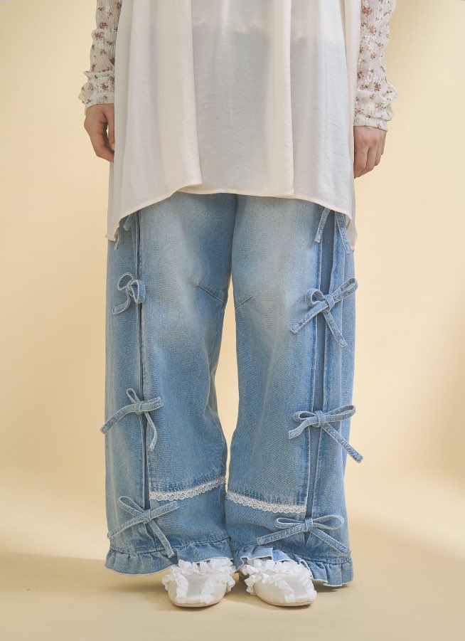 ▷おすすめアイテム バレルレッグリボンデニムパンツ ￥14,300円(税込