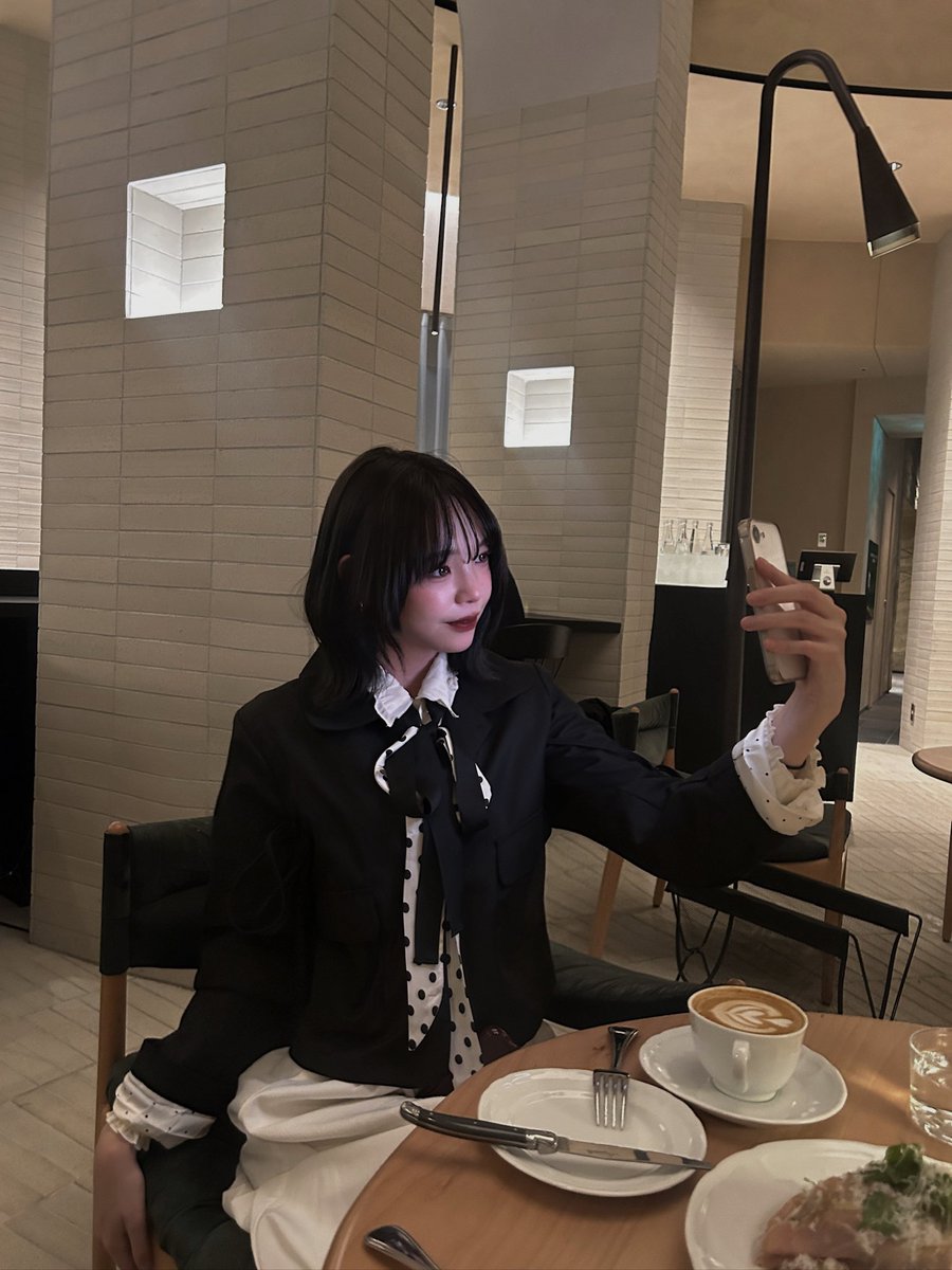 Azumi_Moko's tweet photo. 📍LOOPS

芸術的な雰囲気。
ご飯も美味しいし、店員さんも優しくて
最高だった。 https://t.co/wJhmgqH0Dl