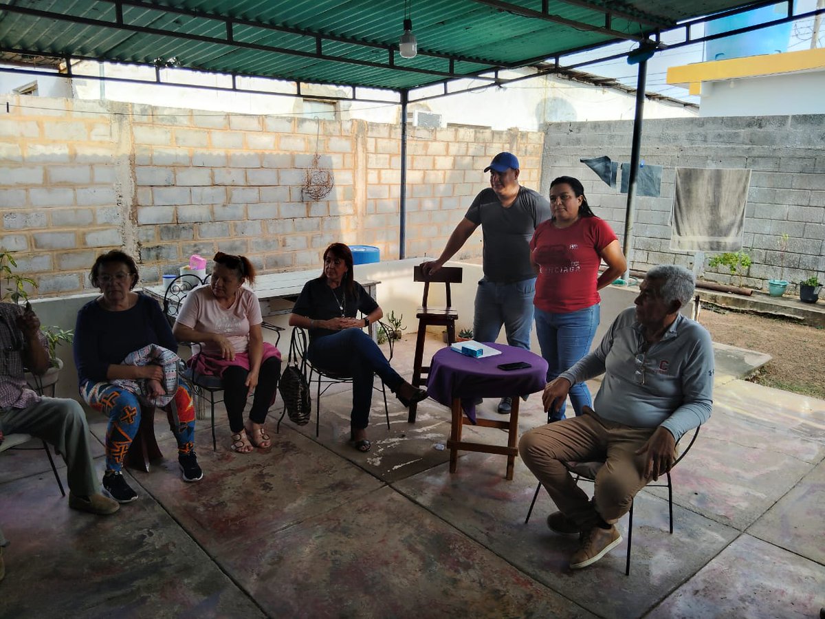 ADZulia_Oficial's tweet photo. Jesus Enrique Lossada 

Reunión con el C.E.M siguiendo el plan de activismo programado por la @ADOrganizacion_ nuestro partido sigue comprometido con la democracia y el cambio tan necesario para nuestro País. @PieroMaroun @hramosallup @luismatheusad @ManuelVelazcoAD https://t.co/0a34PPh7jQ