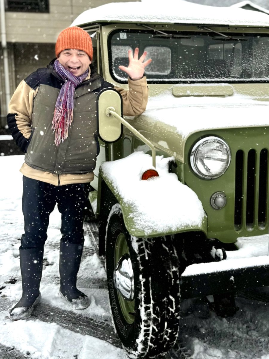 GO_AMO_GOGO's tweet photo. ウッヒャーーーーーーッ‼️
雪だ‼️雪‼️
本日が最終稽古。
スケベな産婦人科医院長役です。
是非ともお越し下さいませ〜‼️むふっ❤️

あも専用フォーム
https://t.co/NxD6pSPXRJ

#アレステ　#黒革の手帳 https://t.co/QQpKTzjpBr